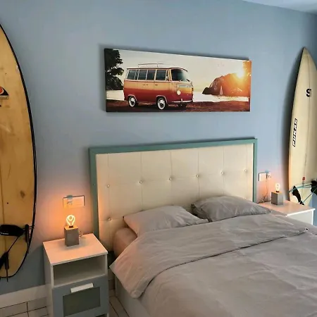Americas Stylish Surf On Promenade * Arona (Tenerife)